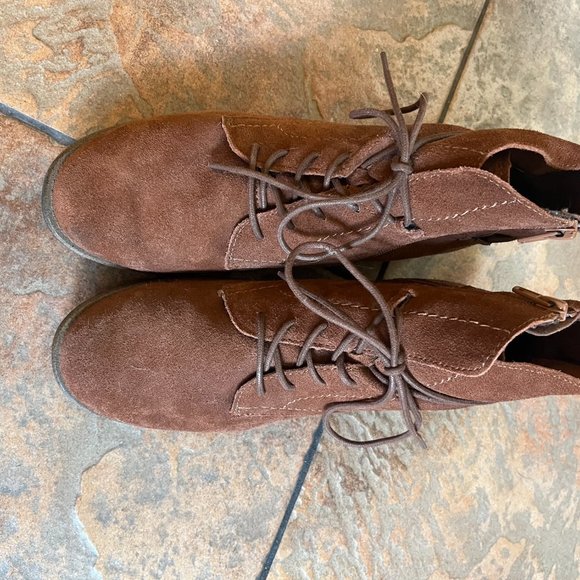 ORIGINS reddish tan color bootie with zipper inside size 11 - Picture 4 of 5